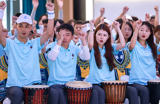 ΰ�¹���(victor1946)�ٷ���վ-Officials Website